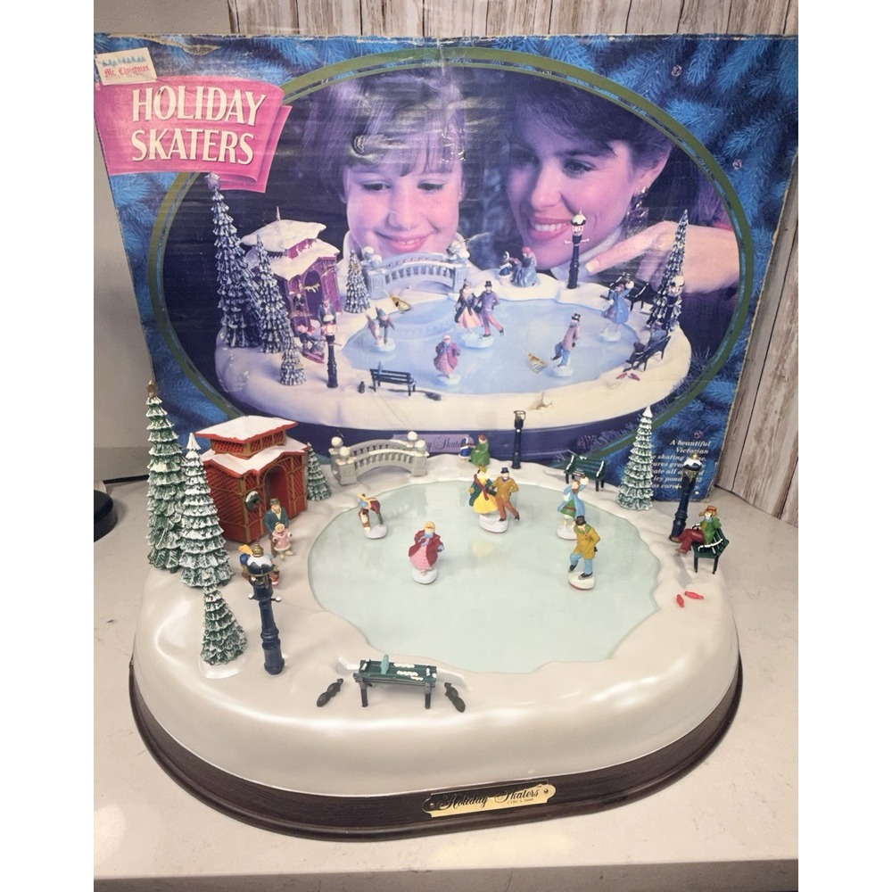 Mr Christmas Holiday Skaters 1885 Animated Skating Pond Music Box WORKS COMPLETE